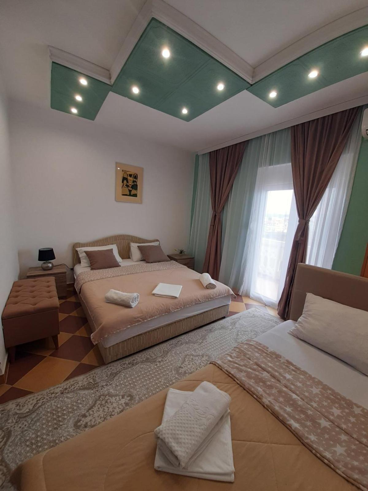 Becic Apartments Улцин Екстериор снимка