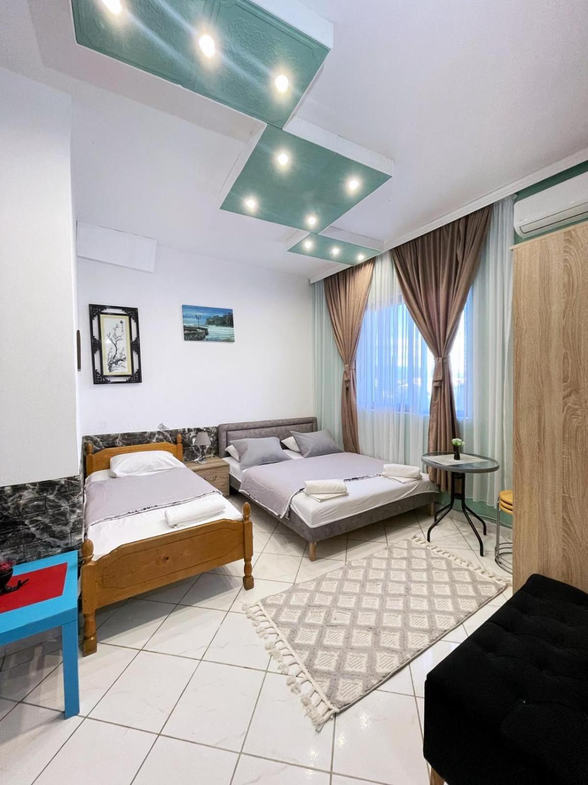 Becic Apartments Улцин Екстериор снимка