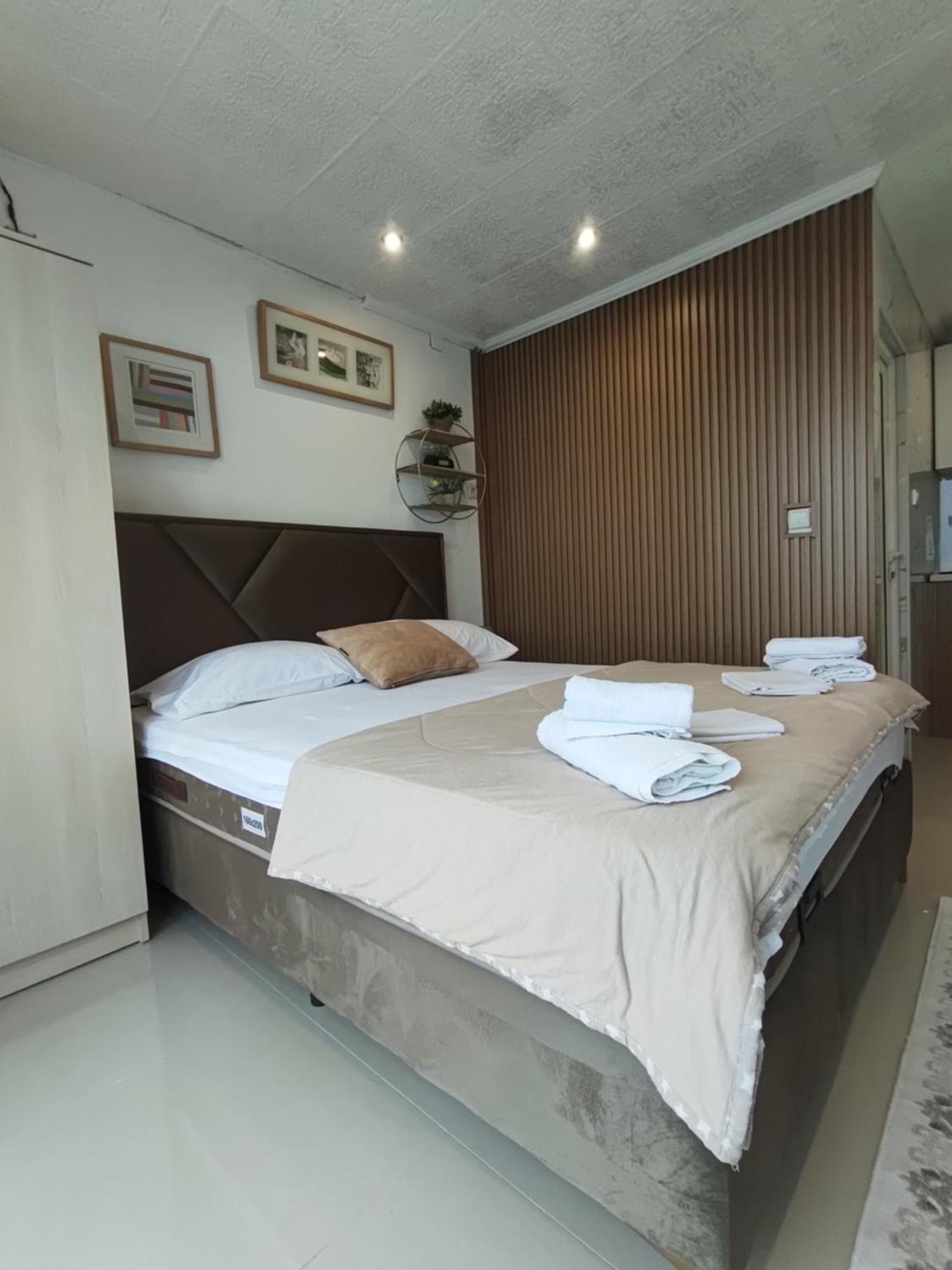 Becic Apartments Улцин Екстериор снимка