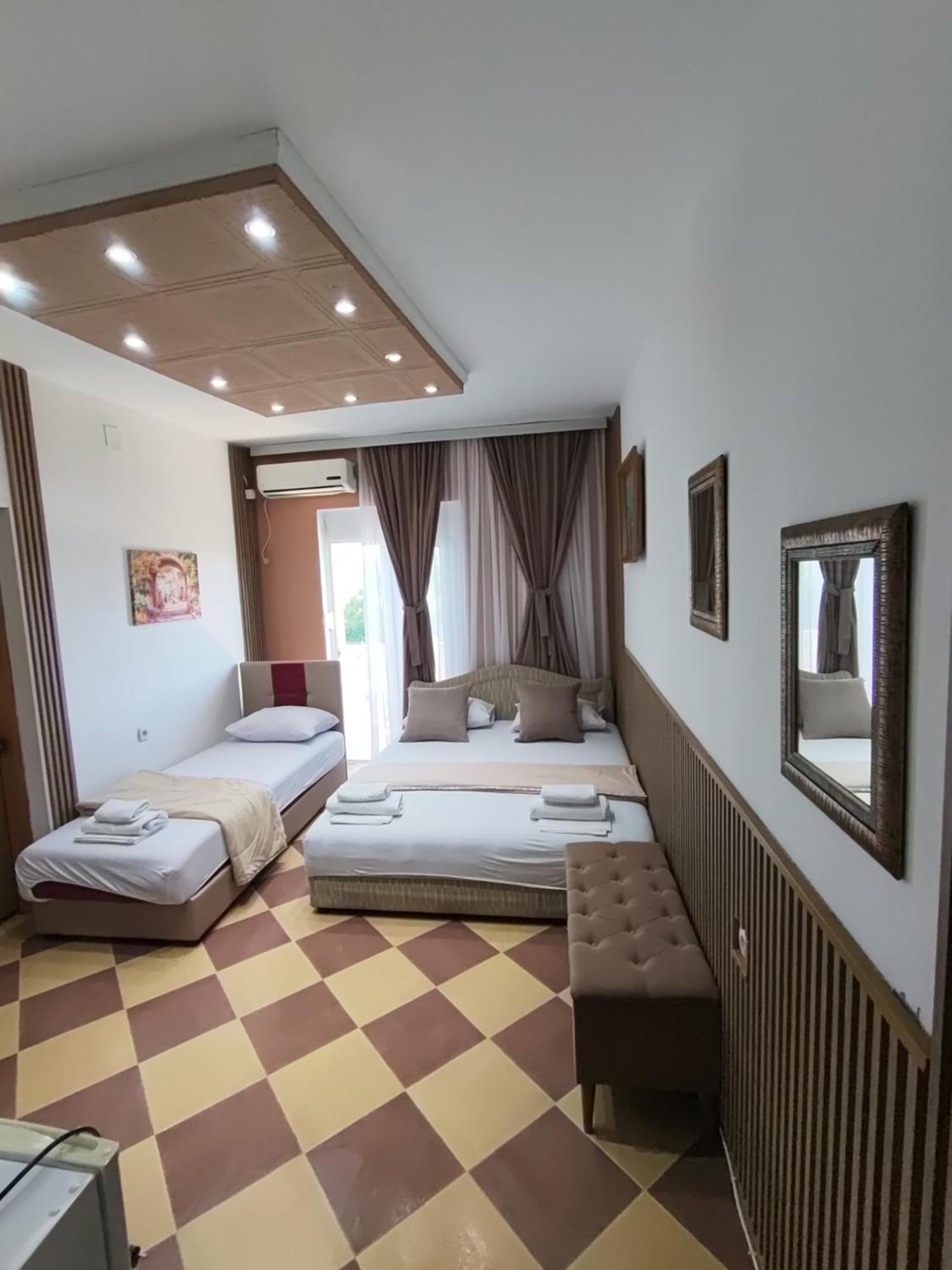 Becic Apartments Улцин Екстериор снимка